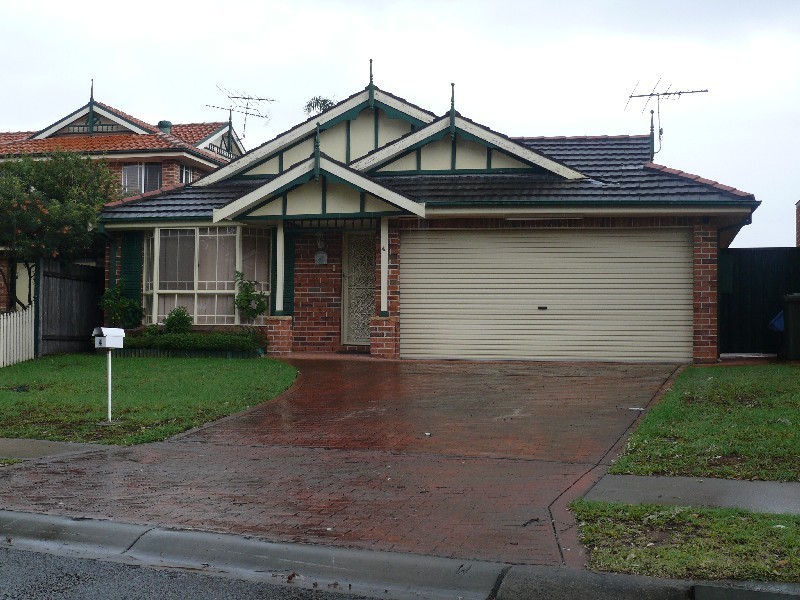 Wattle Grove NSW 2173