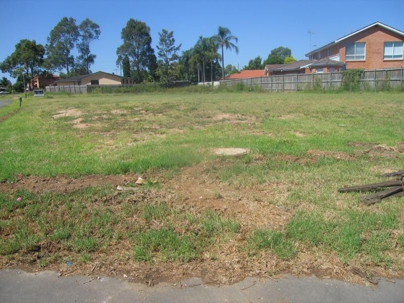 19  Sammut Crescent, Chipping Norton NSW 2170