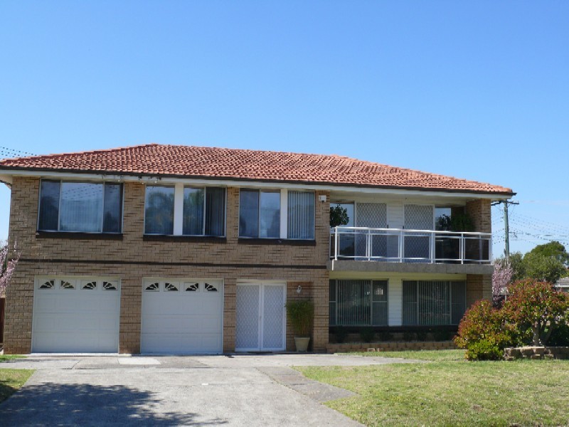 7   Metcalfe Avenue, Moorebank NSW 2170