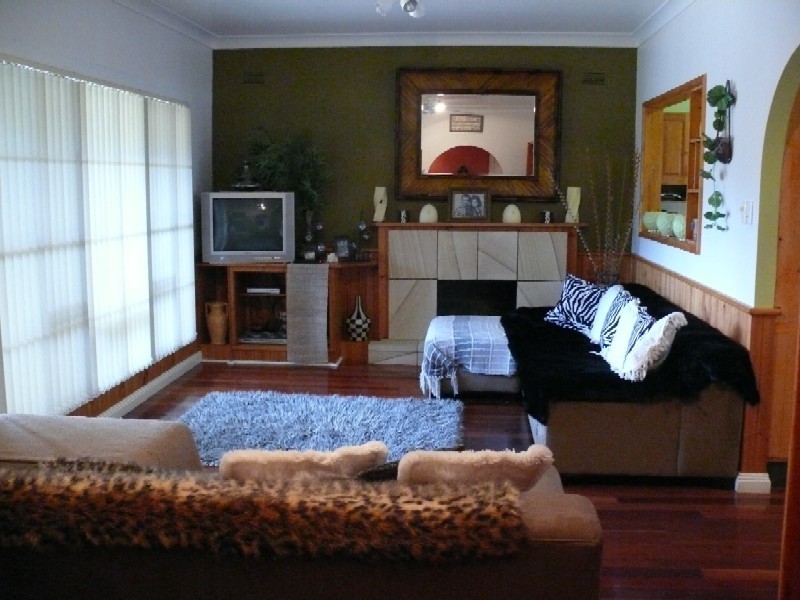 Wattle Grove NSW 2173