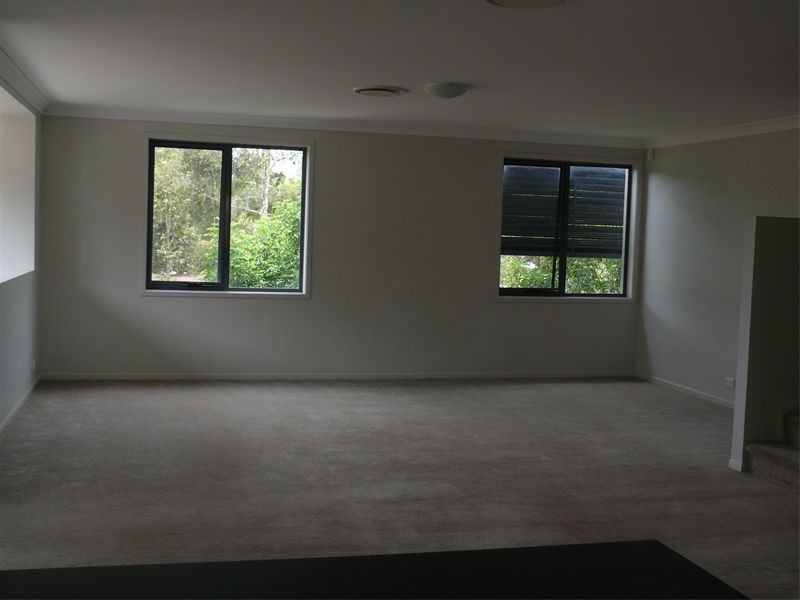 11  The  Boulevarde, Holsworthy NSW 2173