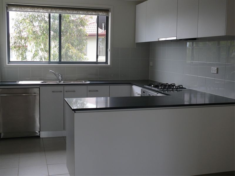11  The  Boulevarde, Holsworthy NSW 2173