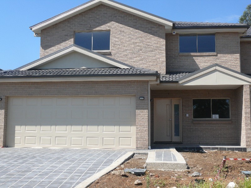 5a Flanagan Avenue, Moorebank NSW 2170