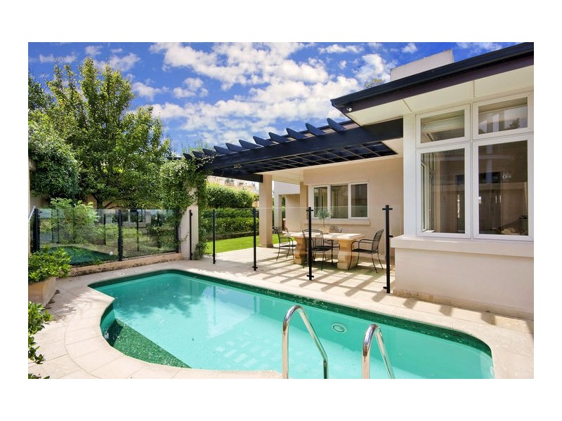 16 Wybalena Road, Hunters Hill NSW 2110