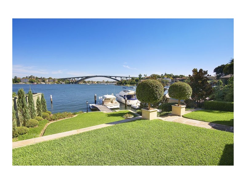 23 Lyndhurst Crescent, Hunters Hill NSW 2110
