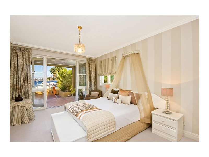 13 / 2-10 Le Vesinet Drive, Hunters Hill NSW 2110