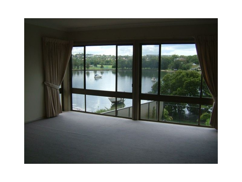 2A McGowan Street, Putney NSW 2112