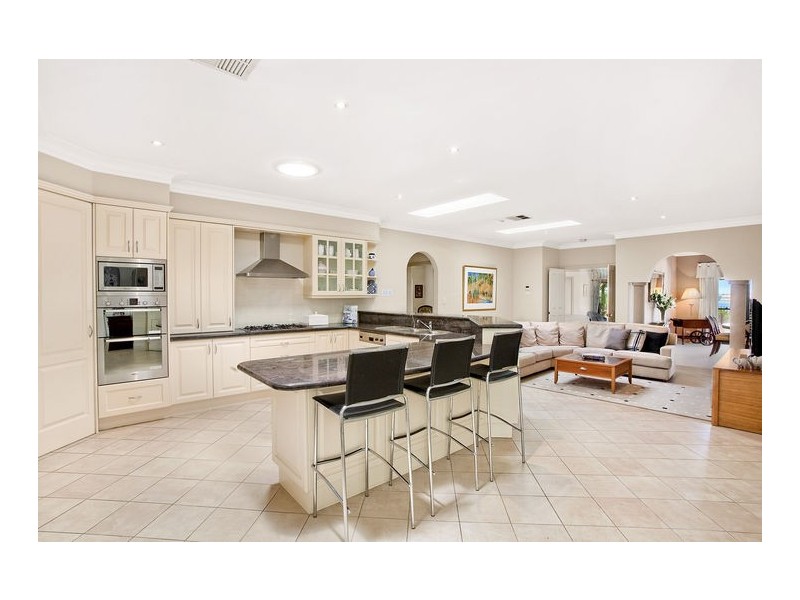 11 Stanley Road, Hunters Hill NSW 2110