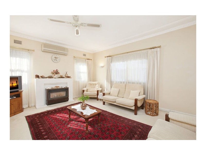 32 Manning Road, Gladesville NSW 2111