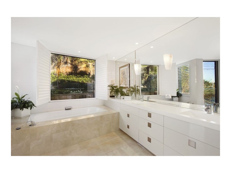 17 Crescent Street, Hunters Hill NSW 2110