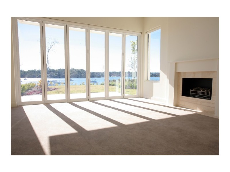 153 Peninsula Drive, Breakfast Point NSW 2137