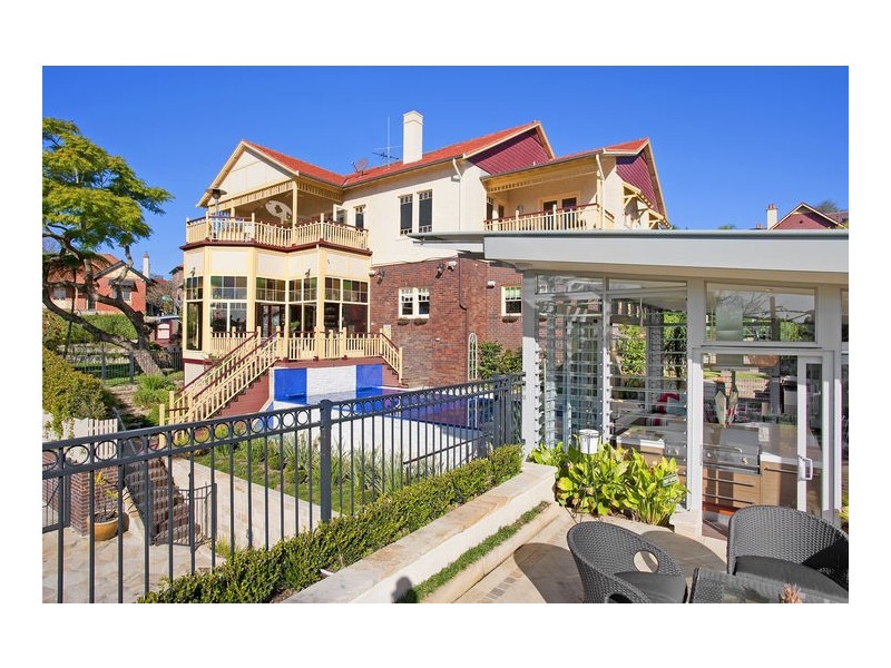 2 Crescent Street, Hunters Hill NSW 2110