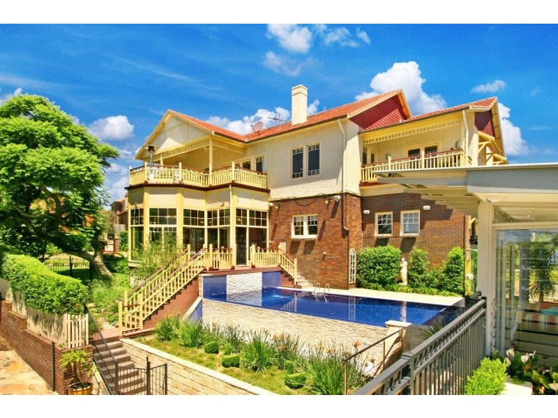 2 Crescent Street, Hunters Hill NSW 2110