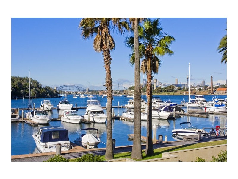 13/2-10 Le Vesinet Drive, Hunters Hill NSW 2110