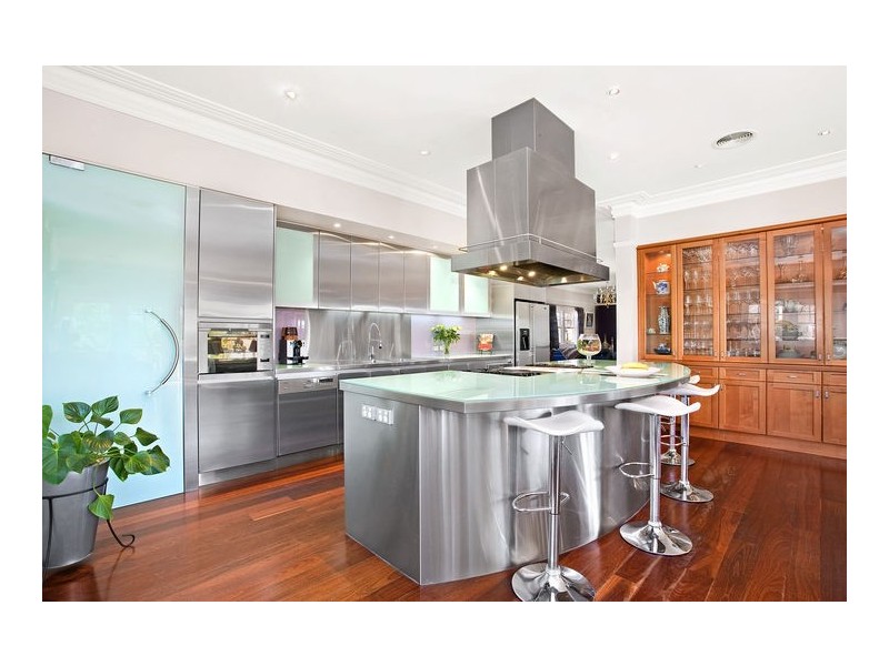 2 Crescent Street, Hunters Hill NSW 2110