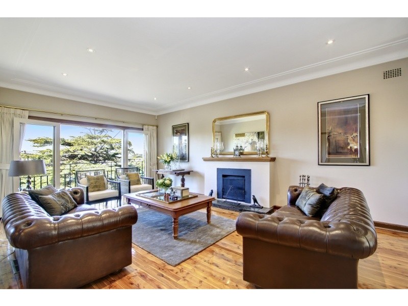 8 Huntleys Point Road, Huntleys Point, Hunters Hill NSW 2110