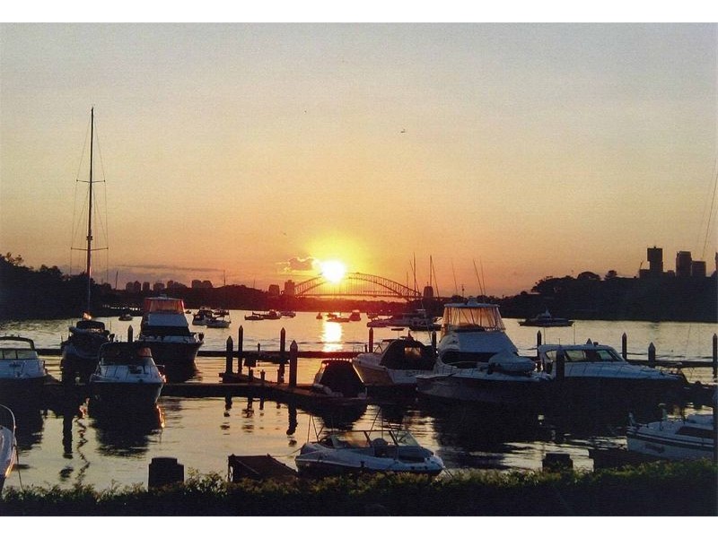 2/12 Le Vesinet Drive, Hunters Hill NSW 2110