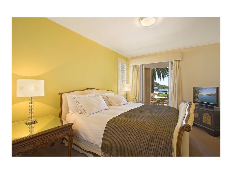 2/12 Le Vesinet Drive, Hunters Hill NSW 2110