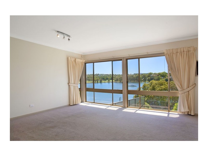 2A  McGowan Street, Putney NSW 2112