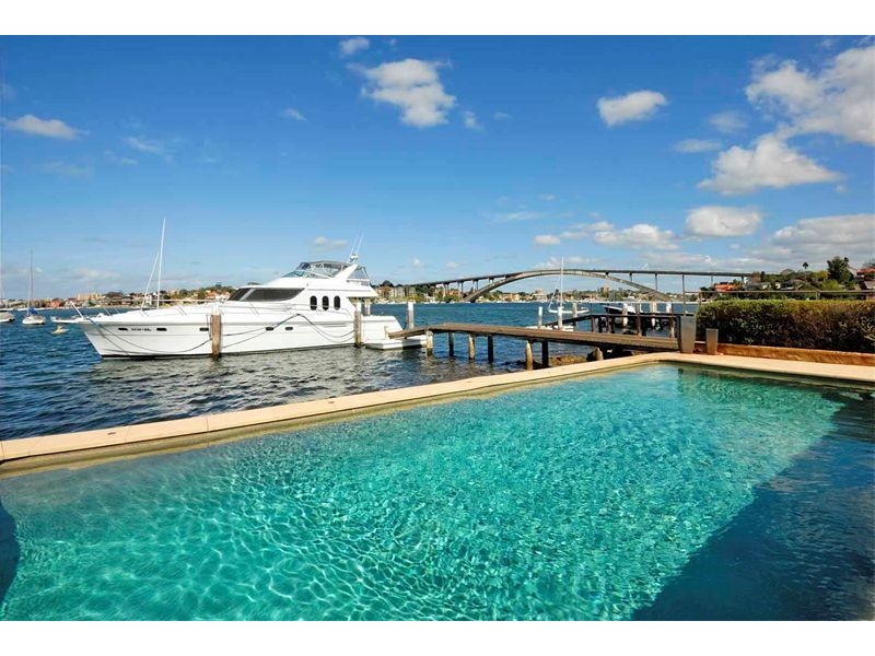 28 Lyndhurst Crescent, Hunters Hill NSW 2110