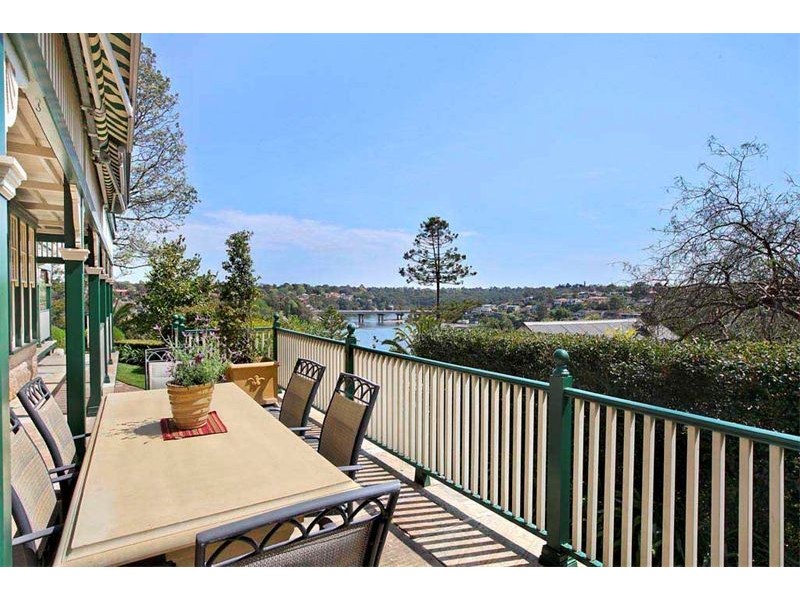 16 Ferdinand Street, Hunters Hill NSW 2110