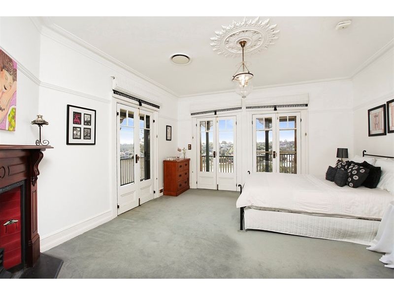 16 Ferdinand Street, Hunters Hill NSW 2110