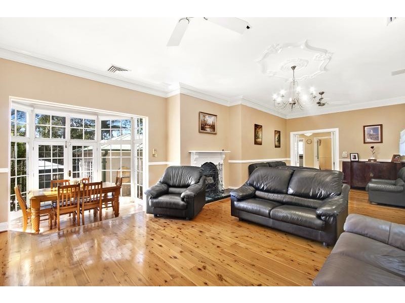 1 Blaxland Street, Hunters Hill NSW 2110