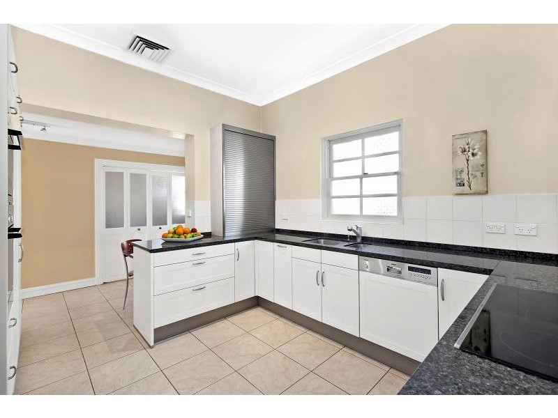 1 Blaxland Street, Hunters Hill NSW 2110