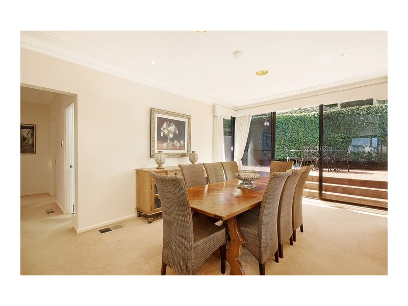 23 Lyndhurst Crescent, Hunters Hill NSW 2110