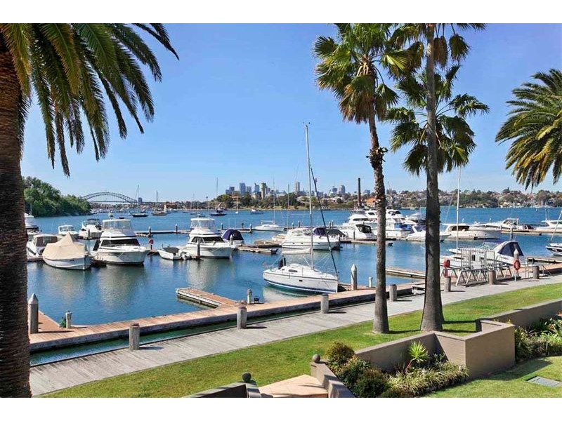 12/2-10 Le Vesinet Drive, Hunters Hill NSW 2110