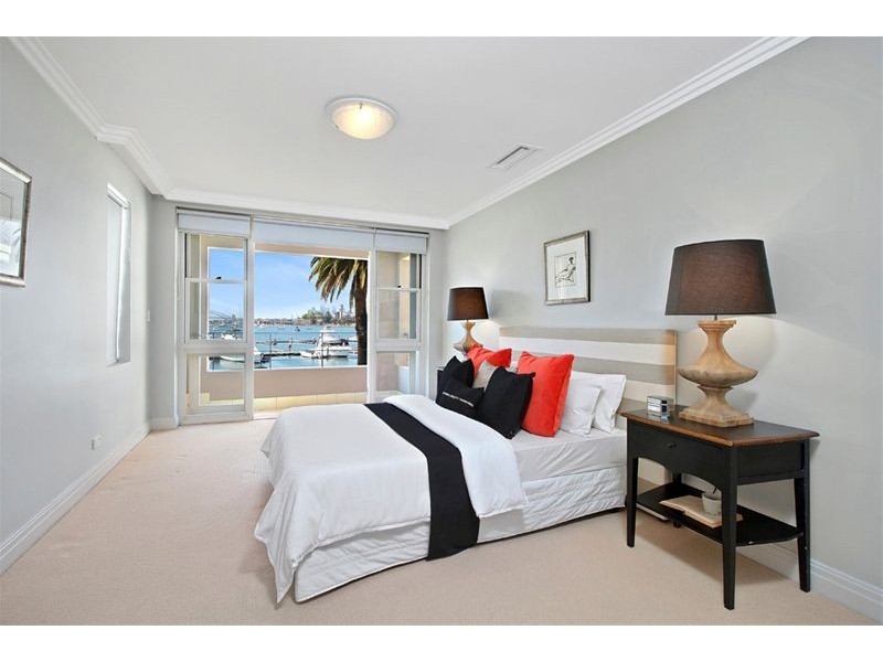 12/2-10 Le Vesinet Drive, Hunters Hill NSW 2110