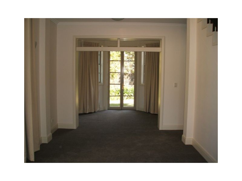 5  Le Vesinet Drive, Hunters Hill NSW 2110