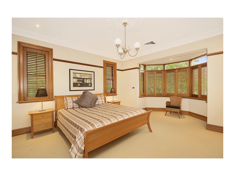 4 Wybalena Road, Hunters Hill NSW 2110