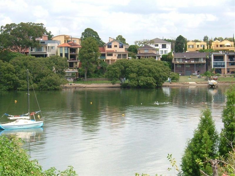 2A  McGowan Street, Putney NSW 2112