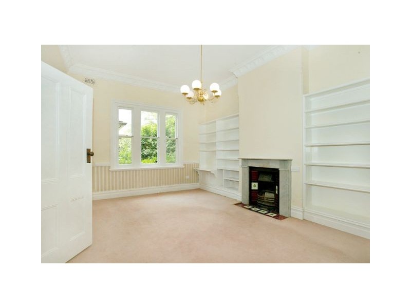 19 Prince Edward Parade, Hunters Hill NSW 2110