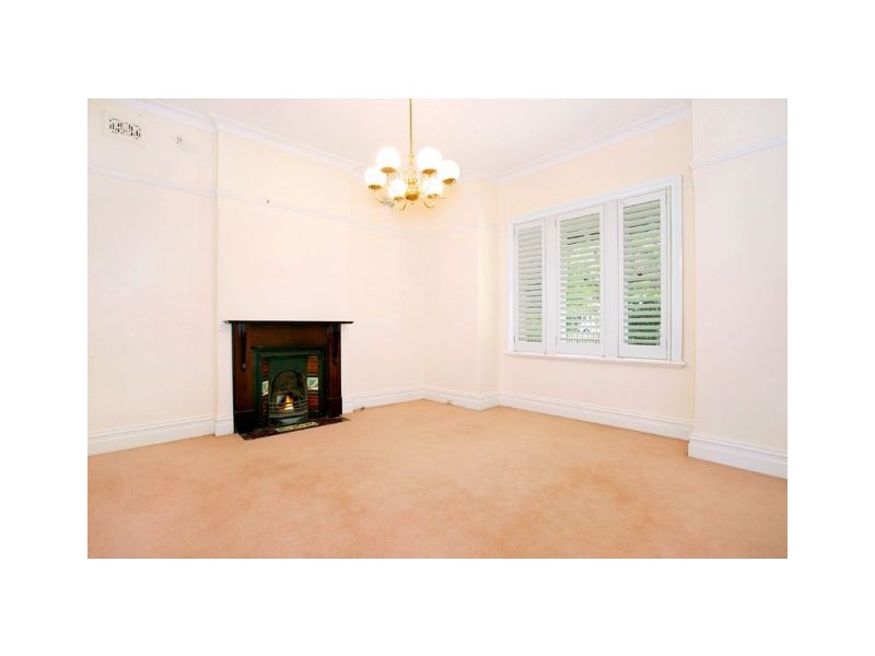 19 Prince Edward Parade, Hunters Hill NSW 2110