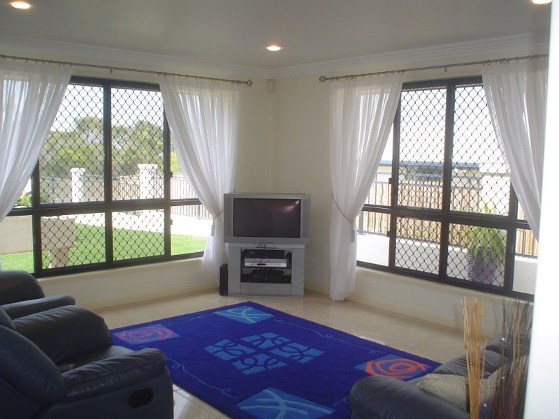 24 Haven Road, Emu Park QLD 4710