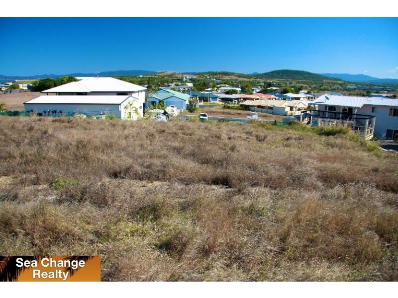 18 Haliotis Av., Emu Park QLD 4710