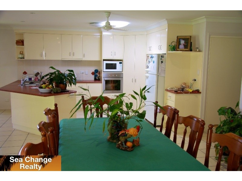 10 Triton Close, Emu Park QLD 4710