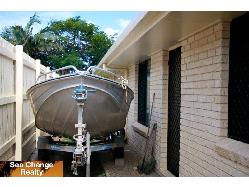 10 Triton Close, Emu Park QLD 4710