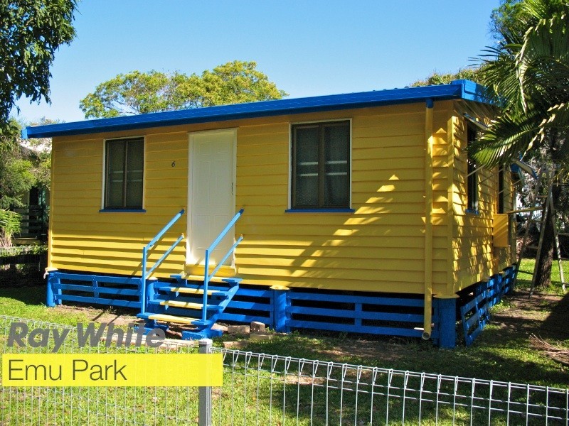 6 Meadow Street, Keppel Sands QLD 4702