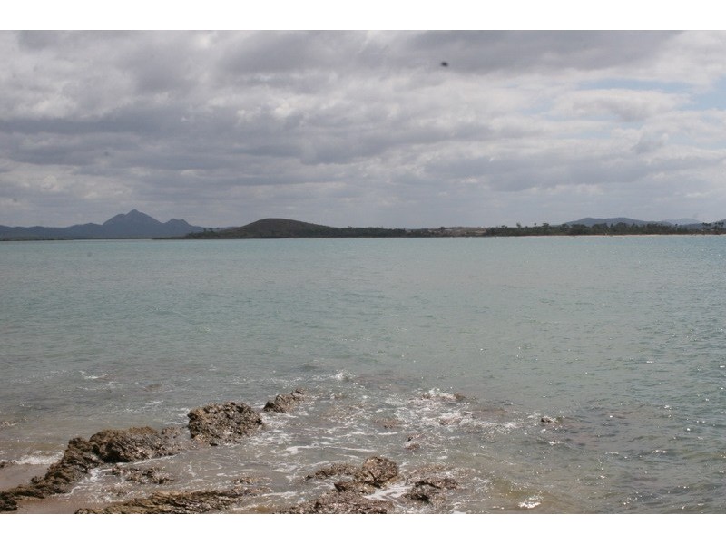 2 Dingwall Street, Keppel Sands QLD 4702