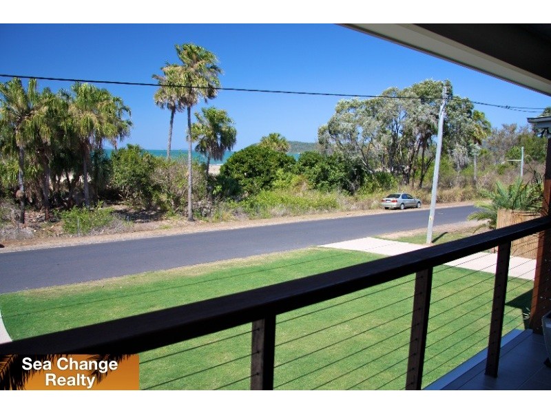 6 Coolwaters Esplande, Kinka Beach QLD 4703