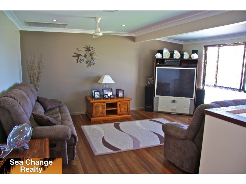 6 Coolwaters Esplande, Kinka Beach QLD 4703
