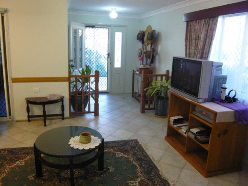 72 Schofield Parade, Keppel Sands QLD 4702