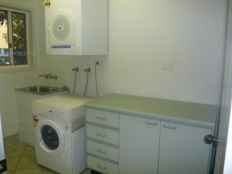 72 Schofield Parade, Keppel Sands QLD 4702