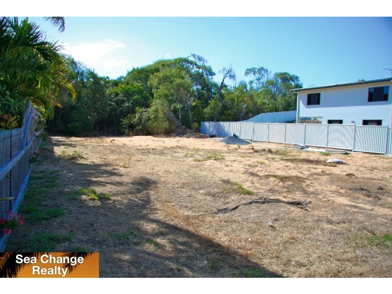 7 Coral Close, Emu Park QLD 4710
