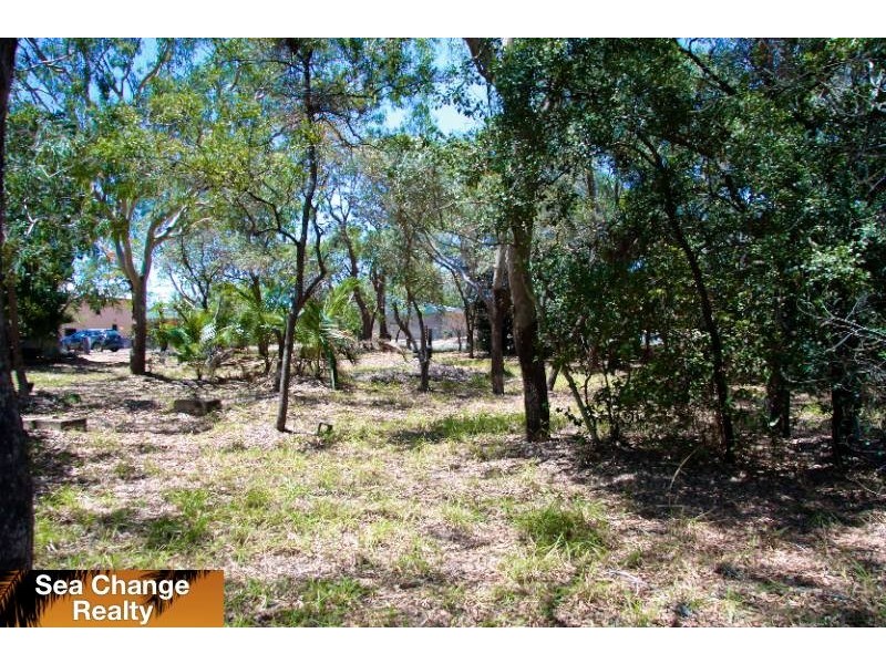 41 Claude Street, Emu Park QLD 4710