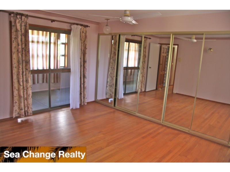 17 Kennedy Street, Emu Park QLD 4710