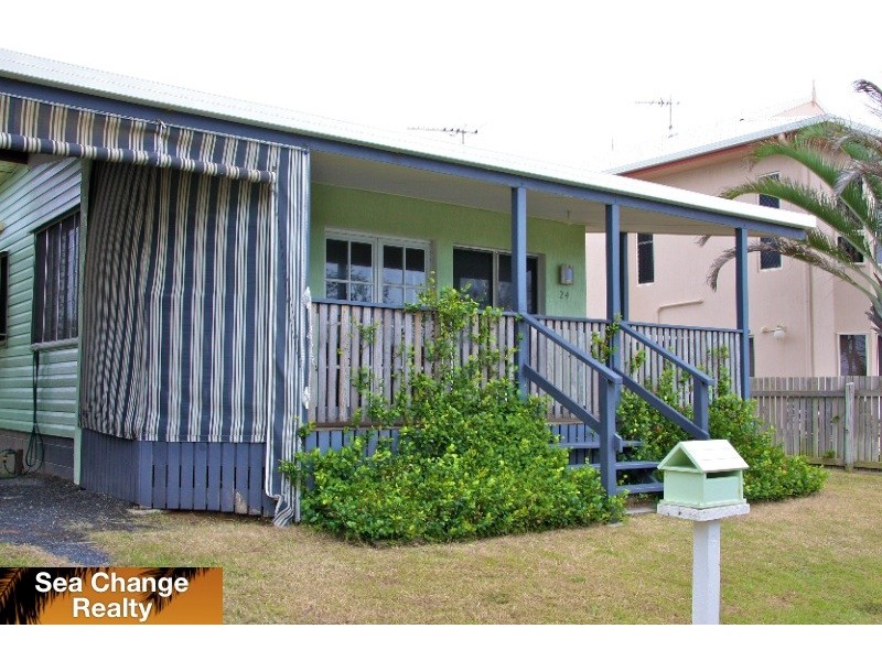 24   Esplande, Emu Park QLD 4710